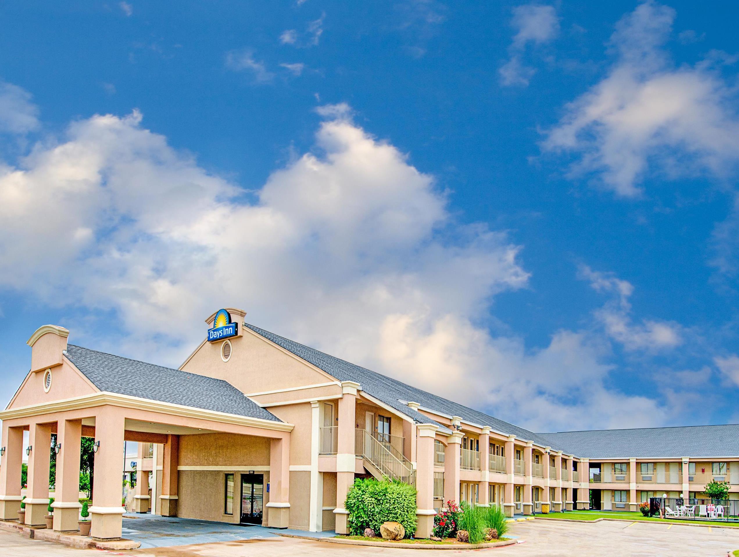 Days By Wyndham Hotel McKinney
